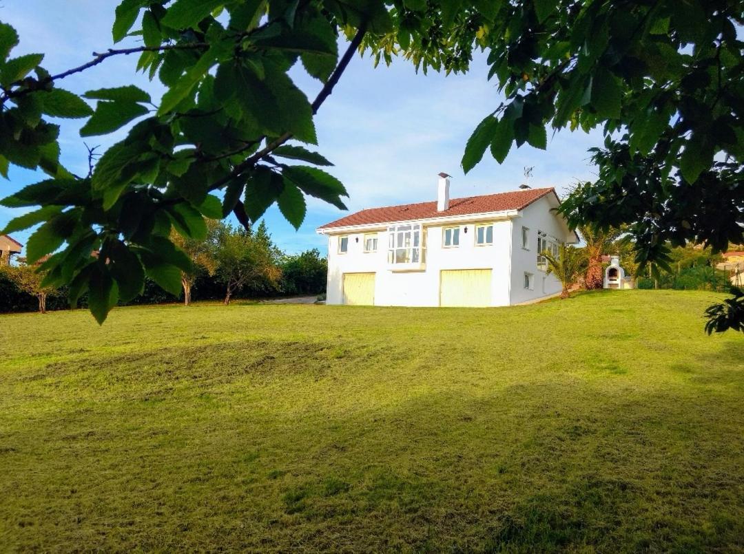 Preciosa Casa De Campo + Playa + Jardin + Mascotas Villa Naveces Exterior photo
